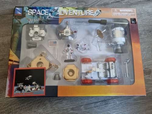 New Ray Space Adventure Model Kit ~ Lunar Rover ~ NASA -Model Kit