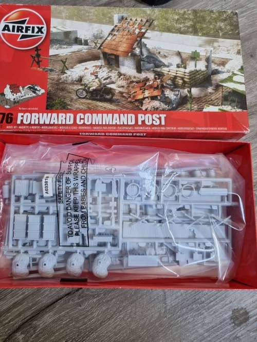 Airfix A03381 1:76 Scale Forward Command Post Dioramas Classic Kit