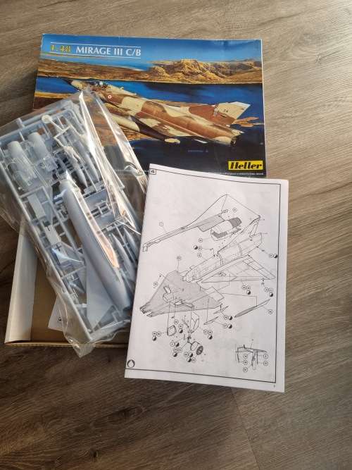 Heller 80411 Mirage III C/B