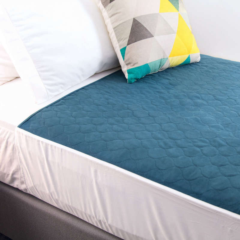 Conni Reusable Bed Pad with Tuck-ins 100x100cm  Teal