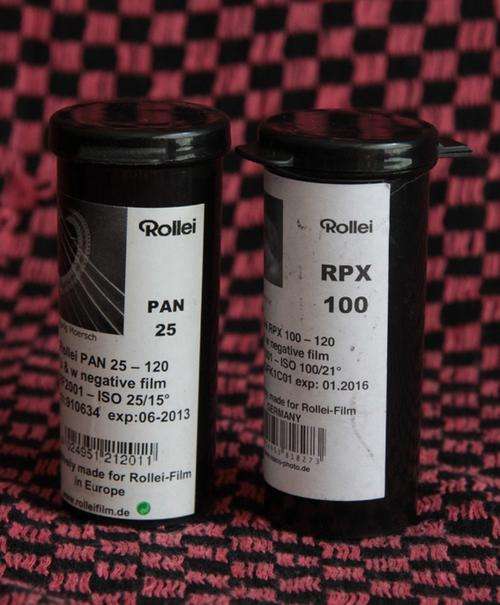 2x Rolls of Rollei film (Pan 25 & RPX 100) (120 format)