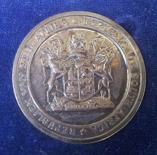 SILVER 31 MAY 1961 MEDALLION/TOKEN IN SA  MINT BOX