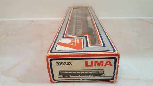 LIMA Trans Karoo 2nd Class Coach. (In Original Box)