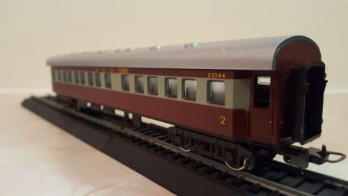 LIMA Trans Karoo 2nd Class Coach. (In Original Box)
