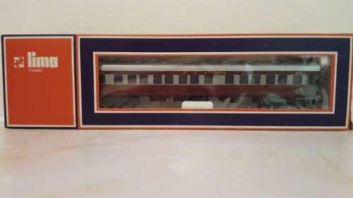 LIMA Trans Karoo 1st Class Coach. (In Original Box)