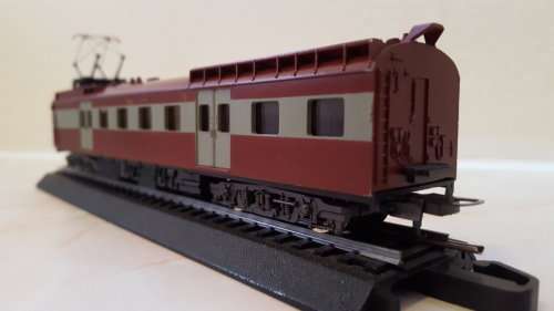 Lima SAR Suburban 3rd Class Power Unit. (Re-Boxed)