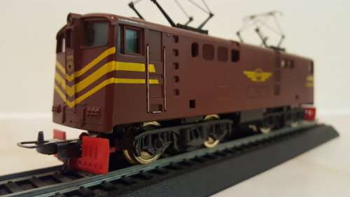 SAR Trans Karoo Set with E-Z Track Expander Set. (Best Deal Ever)