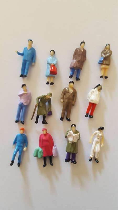 Standing People Set of 12