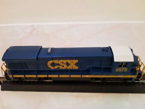 Bachmann B23/B30-7, CSX Diesel Locomotive #5575