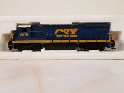 Bachmann B23/B30-7, CSX Diesel Locomotive #5575
