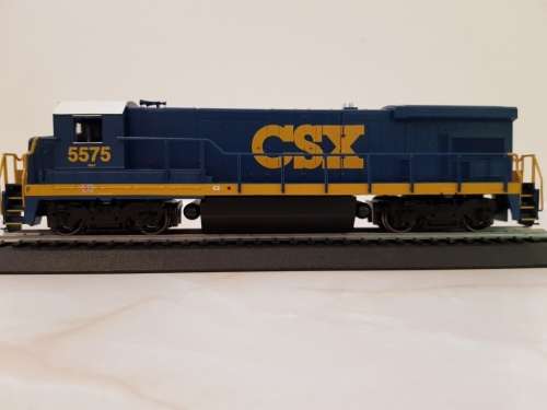 Bachmann B23/B30-7, CSX Diesel Locomotive #5575