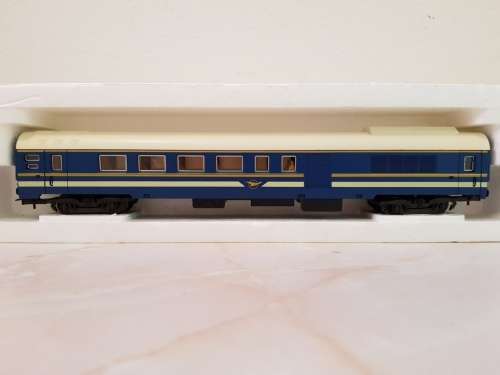 Lima Blue Train Composite Coach. (Original Box)