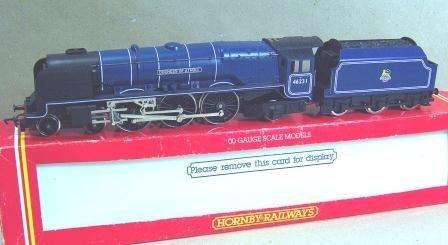 Hornby  00/HO  R372 Locomotive BR Coronation Class Duchess of Athol  NEW