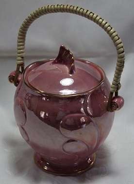 STUNNING! Ultra Rare c 1940 Maling Pink Lustreware Lidded Biscuit Barrel with Handle