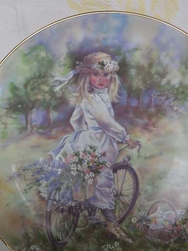 CHARMING & WHIMSICAL 'THE LEONARDO COLLECTION' DISPLAY PLATE.'BICYCLE RIDE' by Christine Hawthorn