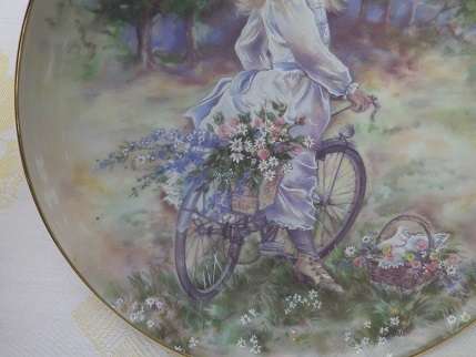 CHARMING & WHIMSICAL 'THE LEONARDO COLLECTION' DISPLAY PLATE.'BICYCLE RIDE' by Christine Hawthorn