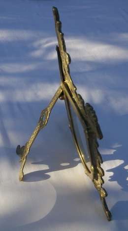 MAGNIFICENT ORNATE ART NOUVEAU-STYLE VINTAGE SOLID BRASS DOUBLE PICTURE FRAME. 24cm x 27cm