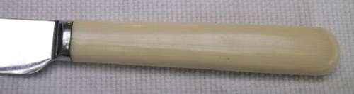 Nice set of 6 butter knives- Lewis, Rose & Co. Ltd, Sheffield stainless steel and faux bone handles