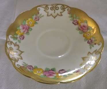 BEAUTIFUL, RARE 1930s ROYAL ALBERT CROWN CHINA TRIO. 'CAMBRIDGE' PATTERN