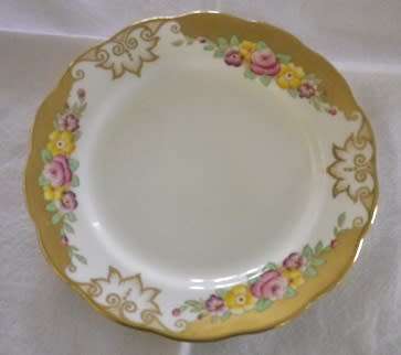 BEAUTIFUL, RARE 1930s ROYAL ALBERT CROWN CHINA TRIO. 'CAMBRIDGE' PATTERN