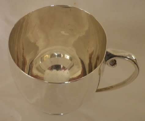Hallmarked Sterling Silver Christening mug B/ham 1945 Charles S Green & Co Ltd 115g. Not engraved