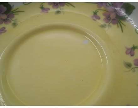 Gorgeous Unusual ROYAL ALBERT Bone China Trio. No 4361 Very Good CONDITION. Gorgeous yellow