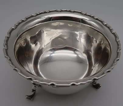 Hallmarked Sterling Silver Sugar bowl  Birmingham 1922 84 grms 10 x 5.5 cm
