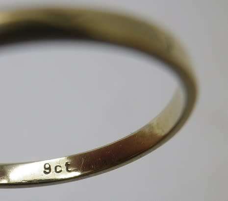 9ct yellow gold & diamond dainty ring, 0.10ct brilliant cut diamond Size N 1/2, 1.8grm