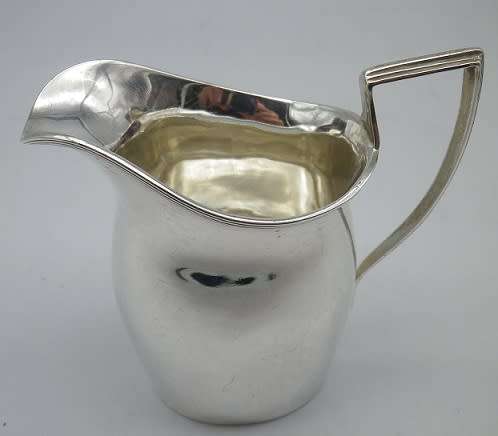 Antique Hallmarked Sterling Silver Creamer. CHESTER, 1909, Alfred Marsten 66grms, 8.5cm