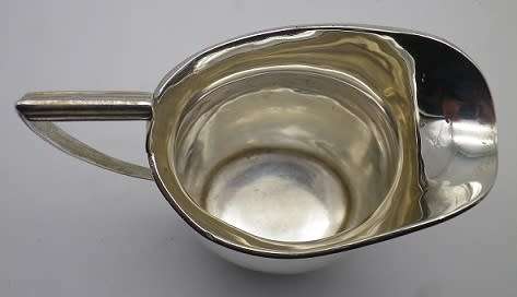 Antique Hallmarked Sterling Silver Creamer. CHESTER, 1909, Alfred Marsten 66grms, 8.5cm