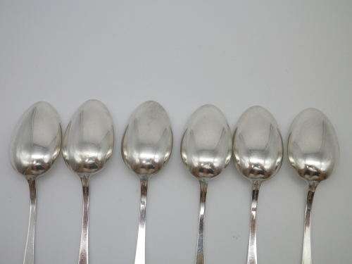 SIX ANTIQUE STERLING SILVER TEASPOONS BIRKS, CANADA  Pattern: `Fairfax` 114 grms