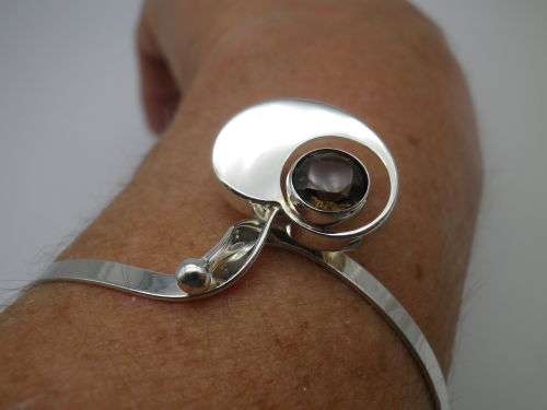 STERLING SILVER & Champagne TOPAZ BANGLE KULTASEPPA SALOVAARA TURKU FINLAND 1960s 7,1g