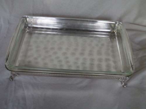 LARGE LIDDED RECTANGULAR SILVER PLATED SERVING BOWL 4 ORNATE FEET & OVEN PROOF GLASS LINER 40x25 cm