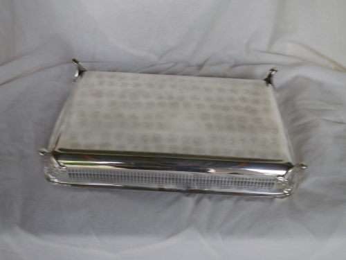 LARGE LIDDED RECTANGULAR SILVER PLATED SERVING BOWL 4 ORNATE FEET & OVEN PROOF GLASS LINER 40x25 cm
