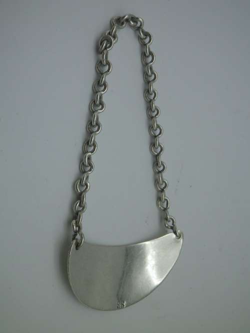 Sterling Silver SHERRY Decanter label. 16grms. 5.5cm x 3.7cm