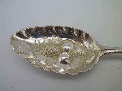 George III Hallmarked Silver Large Berry Spoon London 1798 59.5 grms 20.8 cm