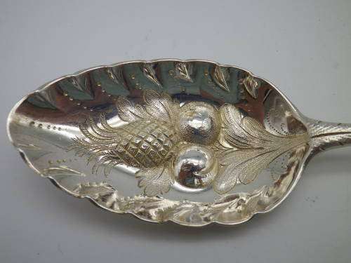 George III Hallmarked Silver Large Berry Spoon London 1798 59.5 grms 20.8 cm