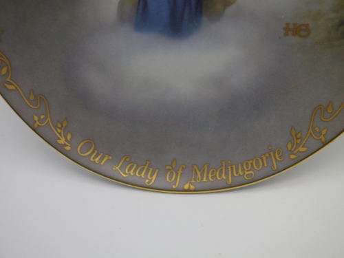 VISIONS OF MARY!! DISPLAY PLATE OUR LADY OF MEDJUGORJE  Hector Garrido BRADFORD EXCHANGE