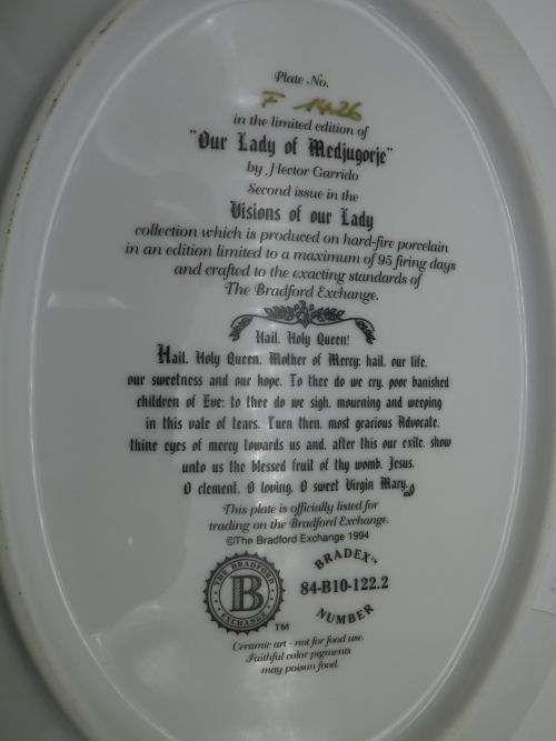 VISIONS OF MARY!! DISPLAY PLATE OUR LADY OF MEDJUGORJE  Hector Garrido BRADFORD EXCHANGE