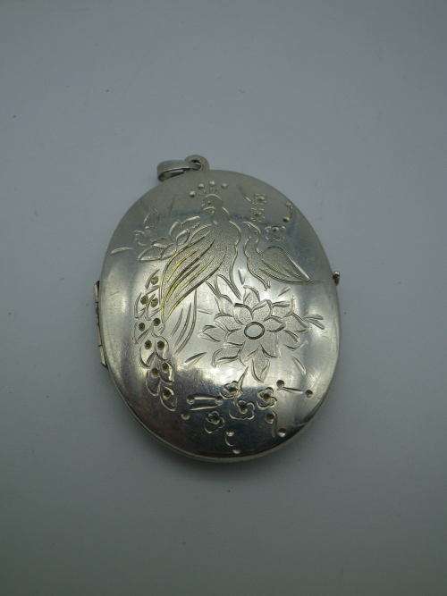 LARGE EDWARDIAN c1910 STERLING SILVER PEACOCK LOCKET 8,7g 5 x 3.5 cm