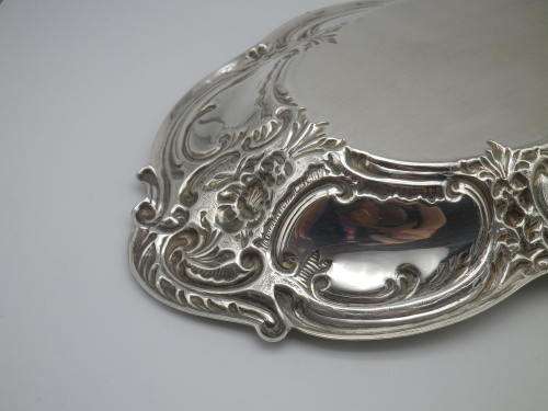 VINTAGE SILVER PLATED REPOUSSE OVAL SERVING BOWL GREAT CONDITION
