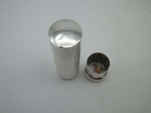 Art Deco 935 Silver lipstick holder. 1.8 x 5.5 cm  12.1 g Maker: Kosca RARE!