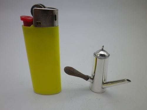 RARE!! STUNNING!! MINIATURE Hallmarked Silver chocolate pot. London 1977. Maker CM.3.5cm high