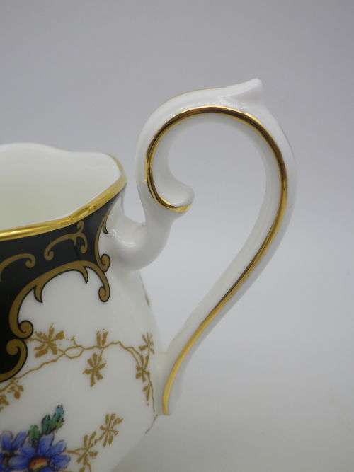ROYAL ALBERT `DUCHESS`  SPECIAL CENTENARY EDITION MILK JUG 2010