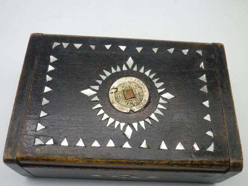 Vintage wooden box with antique Chinese coin and mother of pearl detail 12.5c8.5x 4.5cm