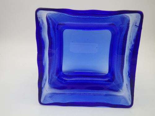Mid Century Modern Pala Riihimaen Lasi Glass Vase Finland 1960s Helena Tynell 11x11cm original Label