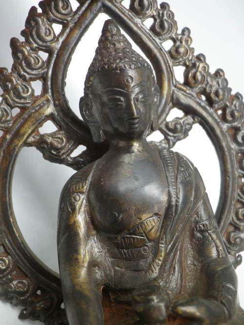 Vintage Oriental Bronze Seated Buddha Figurine 14cm