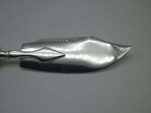 Antique STERLING SILVER BUTTER KNIFE  B/Ham 1827 Mother of Pearl Handle. 17.8cm  49g