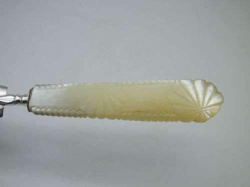 Antique STERLING SILVER BUTTER KNIFE  B/Ham 1827 Mother of Pearl Handle. 17.8cm  49g