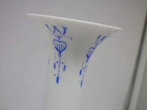 Exquisite Oriental delicate eggshell porcelain vase hand painted chrysanthemums 19.5cm (1 of 3)